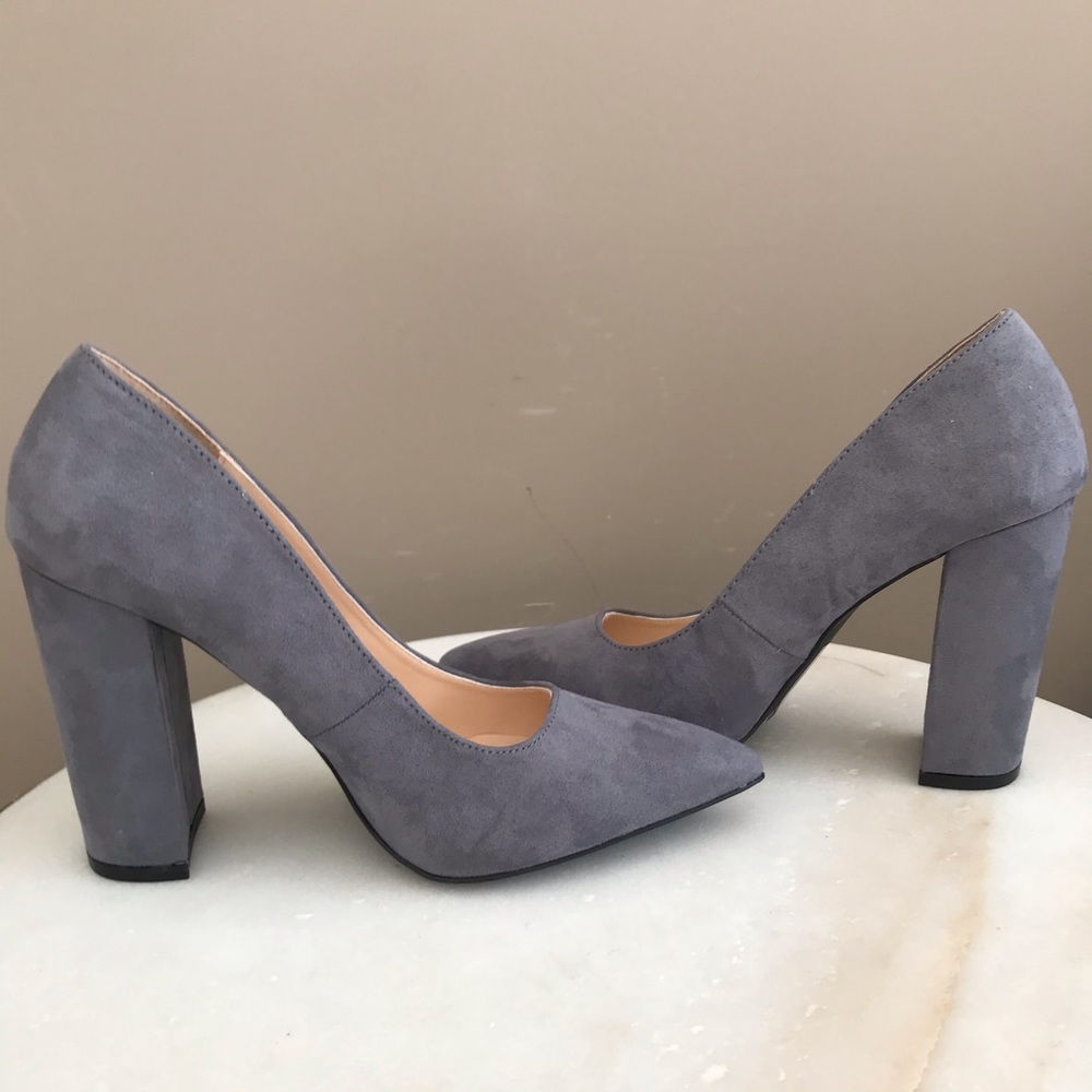 Qupid - Grey Pumps (US 7)